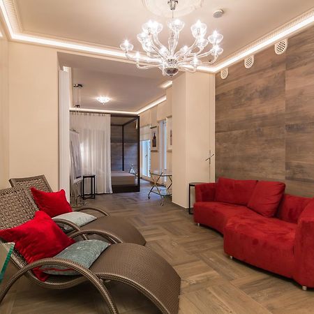 Rubin Luxury Apartments (Adults Only) 卡罗维发利 外观 照片