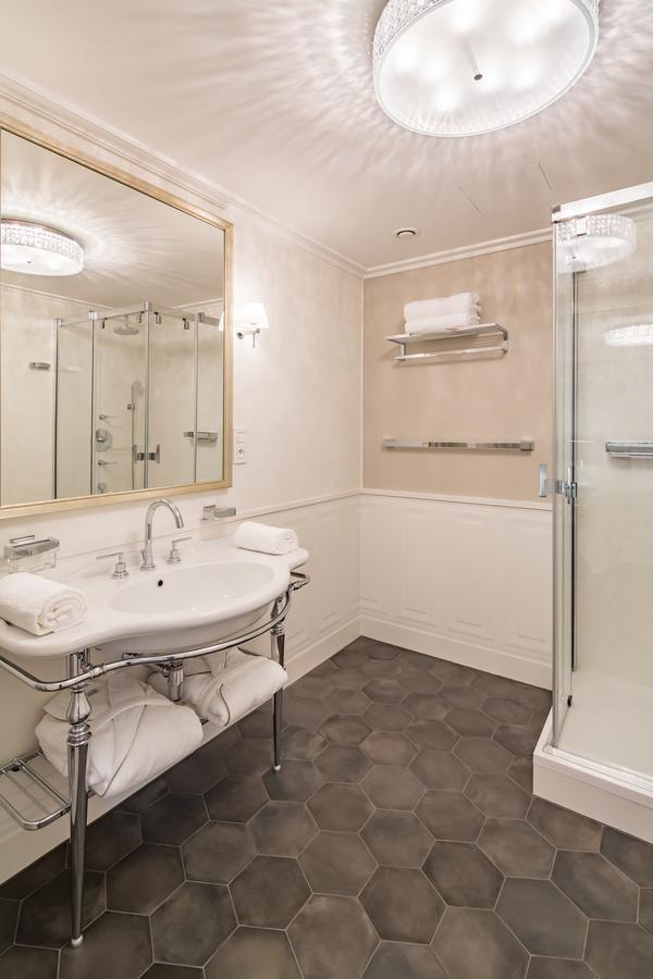 Rubin Luxury Apartments (Adults Only) 卡罗维发利 外观 照片