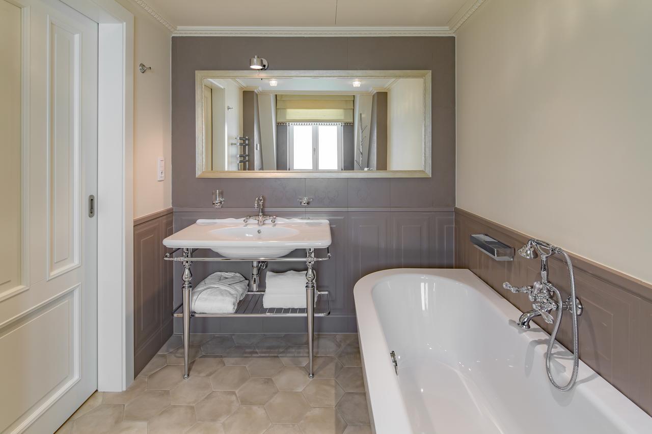 Rubin Luxury Apartments (Adults Only) 卡罗维发利 外观 照片