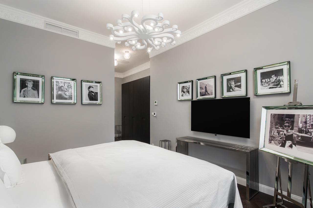 Rubin Luxury Apartments (Adults Only) 卡罗维发利 外观 照片